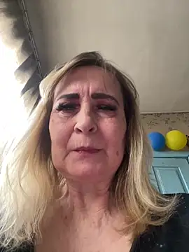 Snapshot of Irina2909@xh chatting on March 2025 08:59:01 AM Irina2909xh online show from March 2025 08:59:01 AM