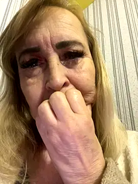 Snapshot of Irina2909@xh chatting on October 2025 03:24:01 PM Irina2909xh online show from October 2025 03:24:01 PM