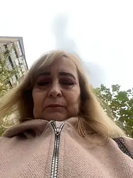 Snapshot of Irina2909@xh chatting on November 2025 12:49:01 PM Irina2909xh online show from November 2025 12:49:01 PM