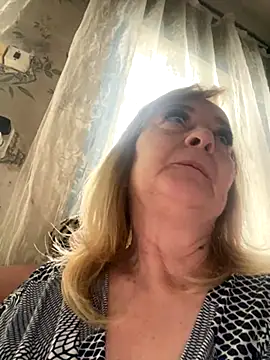 Snapshot of Irina2909@xh chatting on November 2025 09:37:02 AM Irina2909xh online show from November 2025 09:37:02 AM