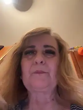 Snapshot of Irina2909@xh chatting on March 2026 06:03:01 PM Irina2909xh online show from March 2026 06:03:01 PM