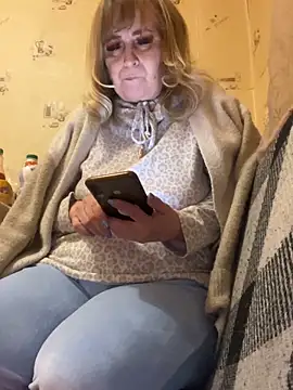 Snapshot of Irina2909@xh chatting on April 2026 10:48:01 PM Irina2909xh online show from April 2026 10:48:01 PM