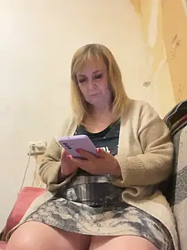 Irina2909xh online show from May 2026 11:35:01 PM
