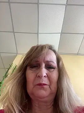 Irina2909xh online show from May 2026 07:47:01 AM