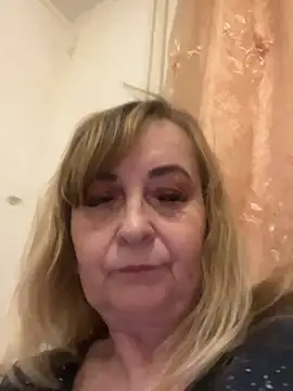 Irina2909xh online show from May 2026 05:54:01 PM