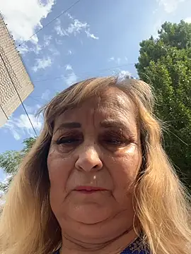 Irina2909xh online show from July 2026 12:18:02 PM