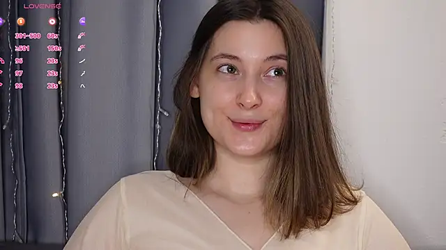 Snapshot of BeckyMartens chatting on October 2025 01:11:01 AM BeckyMartens online show from October 2025 01:11:01 AM