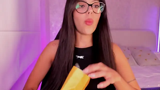 Snapshot of salome__11 chatting on February 2025 02:26:01 AM salome 11 online show from February 2025 02:26:01 AM