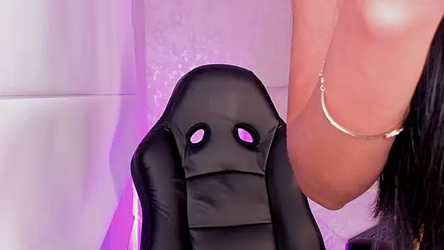 Snapshot of salome__11 chatting on February 2025 04:10:02 AM salome 11 online show from February 2025 04:10:02 AM