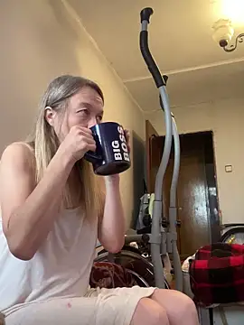 Susanel online show from October 2025 10:02:02 AM