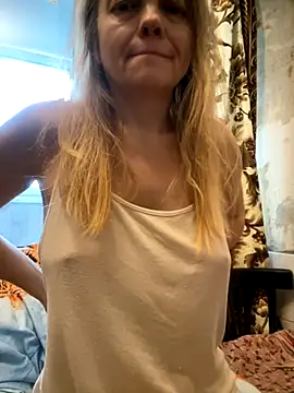 Susanel online show from October 2025 10:56:02 AM