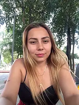 Snapshot of Brittanyrosexx chatting on March 2025 09:15:01 PM Brittanyrosexx online show from March 2025 09:15:01 PM