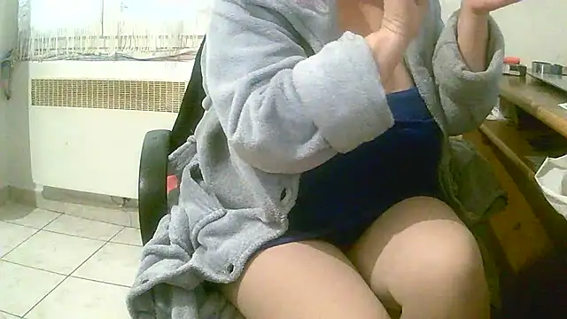 douceur63 online show from February 2025 11:31:01 AM