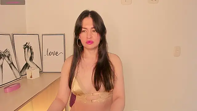 Andreamorreti online show from February 2025 11:44:02 AM