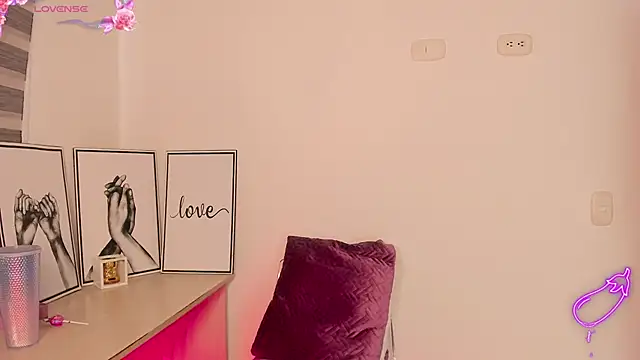 Andreamorreti online show from February 2025 01:21:01 PM