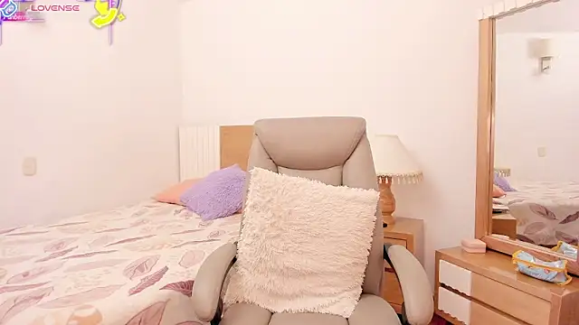 Andreamorreti online show from May 2026 02:33:02 PM