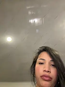 Snapshot of SQUIRTINGQUEEN11 chatting on March 2026 02:59:01 AM SQUIRTINGQUEEN11 online show from March 2026 02:59:01 AM