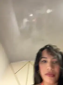 Snapshot of SQUIRTINGQUEEN11 chatting on April 2026 02:38:01 AM SQUIRTINGQUEEN11 online show from April 2026 02:38:01 AM