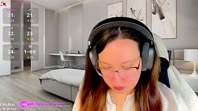 Snapshot of Victoria_Romans chatting on July 2026 01:57:02 PM Victoria Romans online show from July 2026 01:57:02 PM