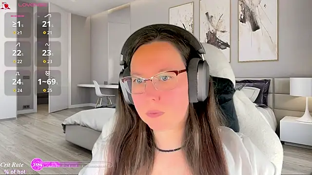 Snapshot of Victoria_Romans chatting on July 2026 06:11:01 PM Victoria Romans online show from July 2026 06:11:01 PM