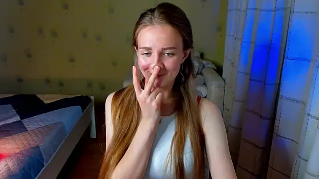 SweetMilkis online show from September 2025 08:25:01 PM