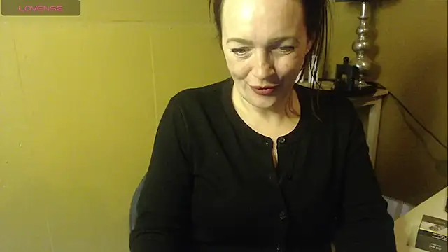 cloe85nl online show from March 2026 12:52:01 PM