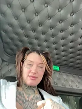 Snapshot of lexymarie chatting on January 2026 04:22:01 PM lexymarie online show from January 2026 04:22:01 PM