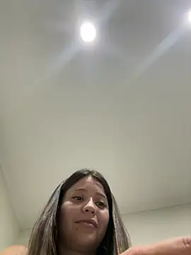 Snapshot of kiarafonseca_ chatting on February 2025 01:19:01 AM kiarafonseca online show from February 2025 01:19:01 AM