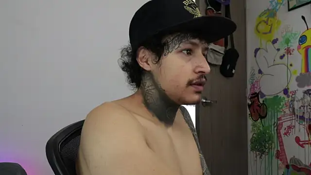 Snapshot of trieone chatting on March 2026 02:30:01 PM trieone online show from March 2026 02:30:01 PM