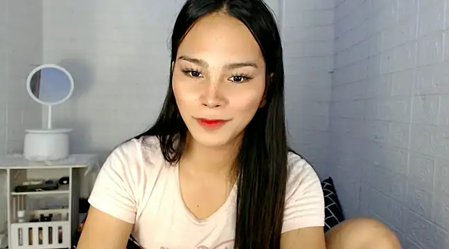 Snapshot of urnaughtydolly69 chatting on January 2025 07:29:02 PM urnaughtydolly69 online show from January 2025 07:29:02 PM