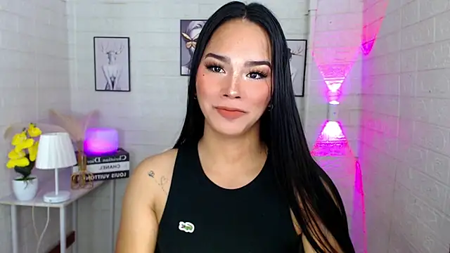 Snapshot of urnaughtydolly69 chatting on September 2025 06:09:01 PM urnaughtydolly69 online show from September 2025 06:09:01 PM