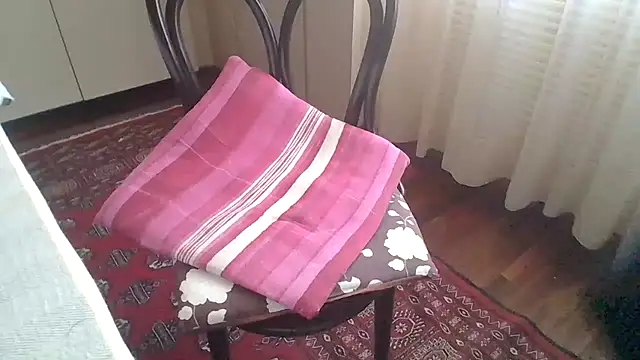 polloiw online show from May 2026 01:52:01 PM