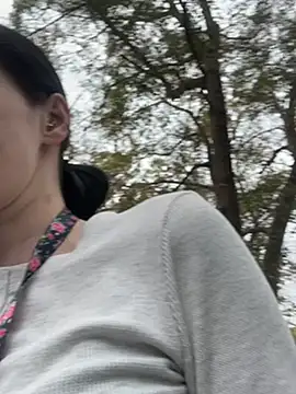 Snapshot of lolabunny9 chatting on December 2024 07:18:01 PM lolabunny9 online show from December 2024 07:18:01 PM