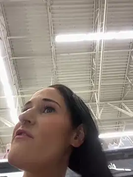 Snapshot of lolabunny9 chatting on January 2025 09:46:02 PM lolabunny9 online show from January 2025 09:46:02 PM