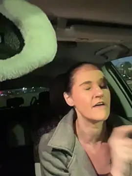 Snapshot of lolabunny9 chatting on January 2025 11:22:01 PM lolabunny9 online show from January 2025 11:22:01 PM