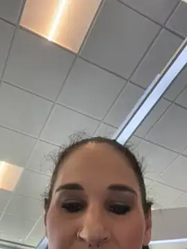 Snapshot of lolabunny9 chatting on January 2025 05:53:01 PM lolabunny9 online show from January 2025 05:53:01 PM