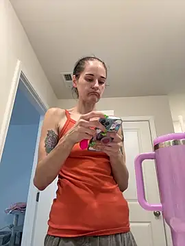 Snapshot of lolabunny9 chatting on September 2025 05:02:02 PM lolabunny9 online show from September 2025 05:02:02 PM