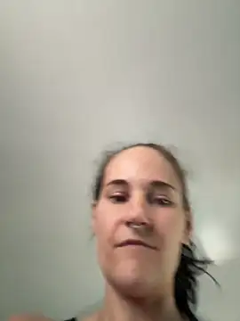 Snapshot of lolabunny9 chatting on September 2025 01:23:01 PM lolabunny9 online show from September 2025 01:23:01 PM