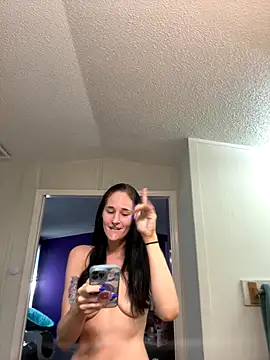 Snapshot of lolabunny9 chatting on September 2025 01:13:01 PM lolabunny9 online show from September 2025 01:13:01 PM