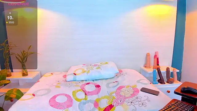 Snapshot of bunny_bicht chatting on February 2025 09:33:02 PM bunny bicht online show from February 2025 09:33:02 PM