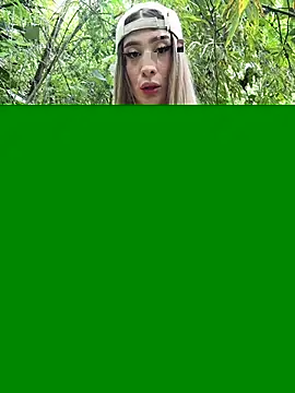 bunny bicht online show from May 2026 07:32:01 PM