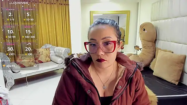 gaby trent online show from February 2025 09:14:02 PM