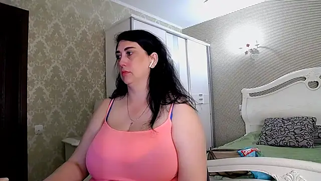 Evelyn Shy online show from May 2026 09:26:01 AM