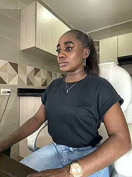 cristaaalclocks1 online show from March 2025 01:40:02 PM