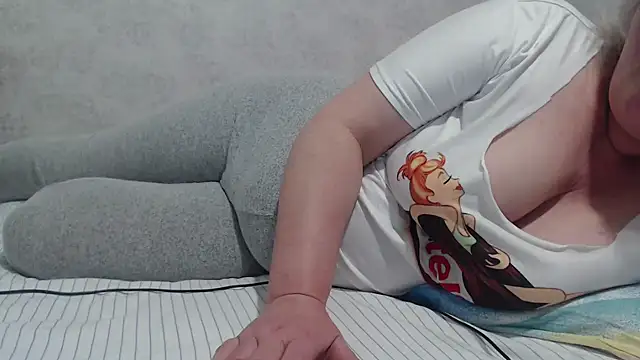 Snapshot of Miss_Night21 chatting on February 2025 07:42:02 AM Miss Night21 online show from February 2025 07:42:02 AM