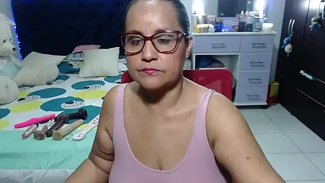 Snapshot of pervert_mommy_ chatting on March 2026 11:27:02 AM pervert mommy online show from March 2026 11:27:02 AM