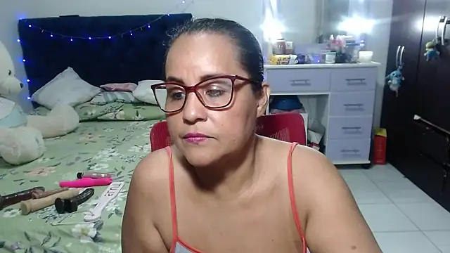 Snapshot of pervert_mommy_ chatting on March 2026 11:26:02 AM pervert mommy online show from March 2026 11:26:02 AM