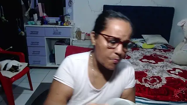 Snapshot of pervert_mommy_ chatting on May 2026 12:51:02 AM pervert mommy online show from May 2026 12:51:02 AM
