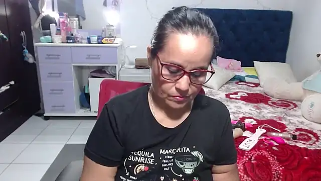 Snapshot of pervert_mommy_ chatting on May 2026 10:53:02 AM pervert mommy online show from May 2026 10:53:02 AM