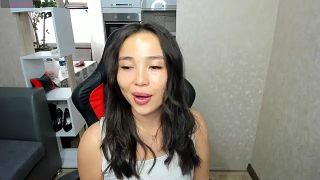 AyaMoon online show from September 2025 05:19:02 AM